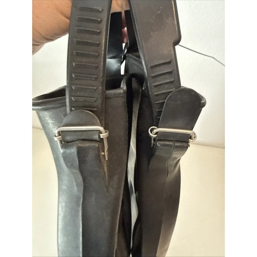 Aqua Lung Rocket Fins Black US Divers Vented Scuba Diving One Size Fits‎ All USA